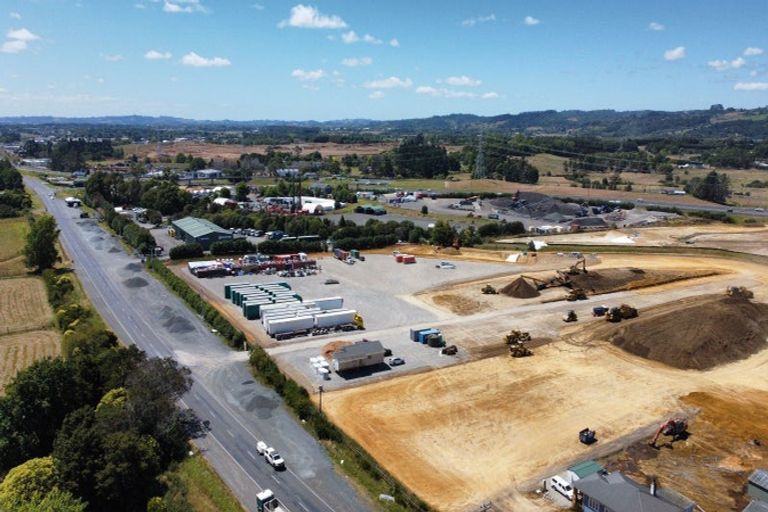 Photo of property in 1159 Great South Road, Runciman, Drury, 2578