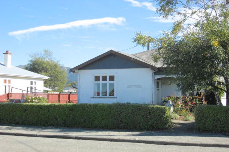 Photo of property in 48 Belt Street, Waimate, 7924