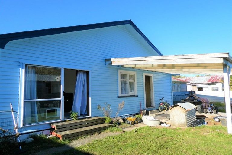 Photo of property in 48 Oxford Street, Taylorville, Greymouth, 7805