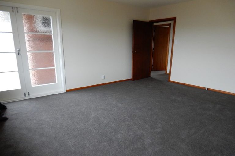 Photo of property in 120 Bowhill Road, New Brighton, Christchurch, 8083
