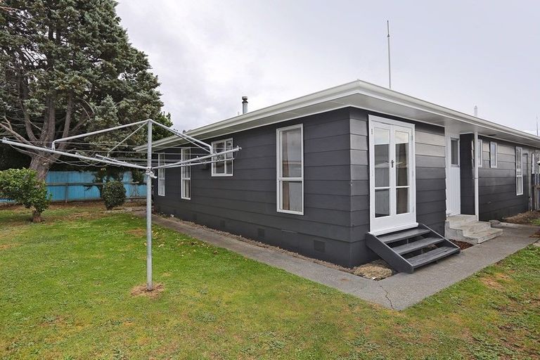 Photo of property in 71b Diaz Drive, Flaxmere, Hastings, 4120