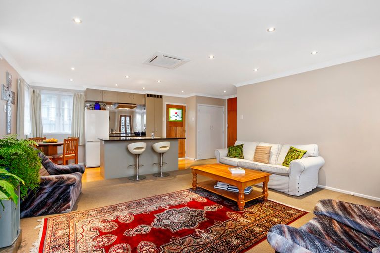 Photo of property in 44 Strid Road, Te Atatu South, Auckland, 0610