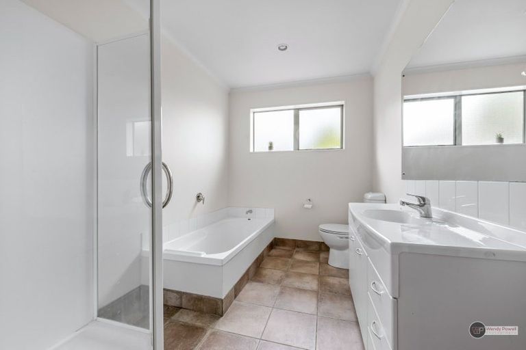 Photo of property in 10a Bracken Street, Wallaceville, Upper Hutt, 5018