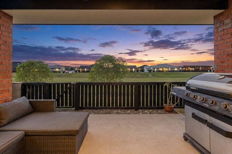 Photo of property in 7 Belt Lane, Papamoa, 3118