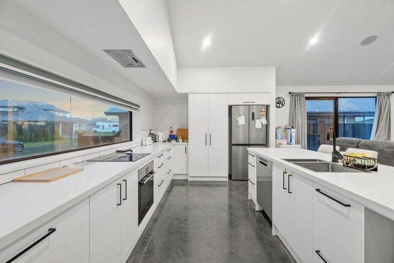 Photo of property in 4 Pahua Street, Pegasus, 7612