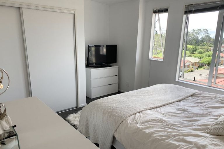 Photo of property in 58 Albionvale Road, Glen Eden, Auckland, 0602