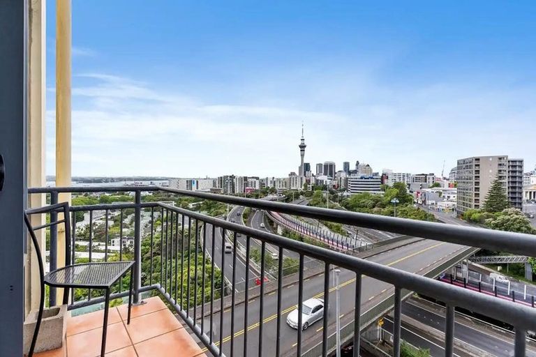 Photo of property in Meridian Apartments, 6g/11 Howe Street, Freemans Bay, Auckland, 1011