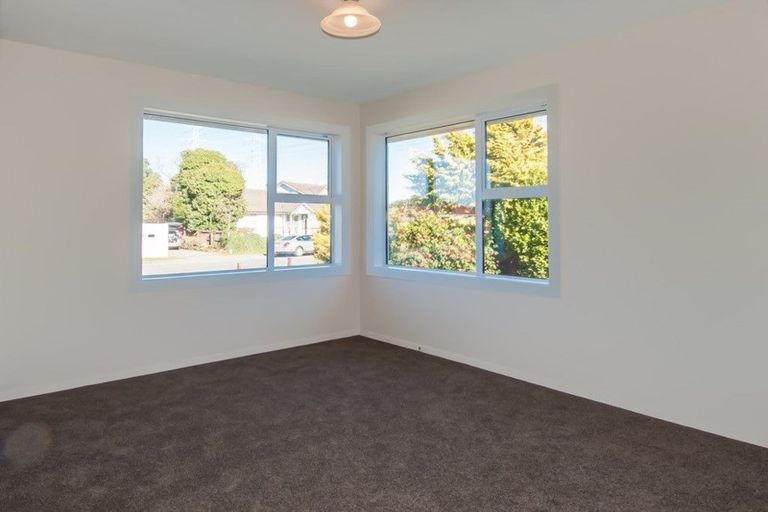 Photo of property in 16 Steele Street, Hornby, Christchurch, 8042