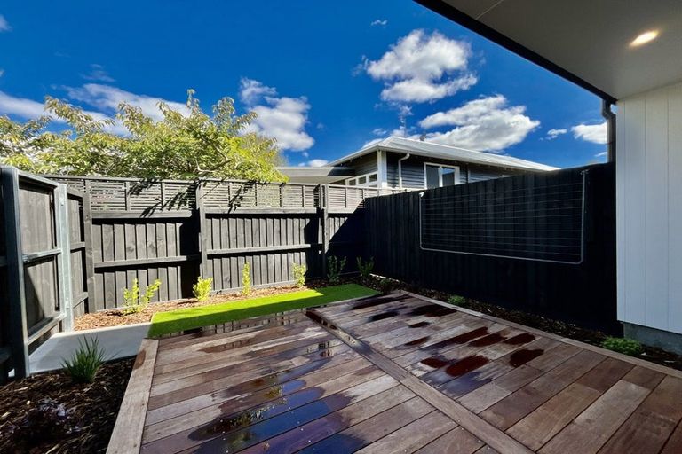 Photo of property in 1/26 Winton Street, St Albans, Christchurch, 8014