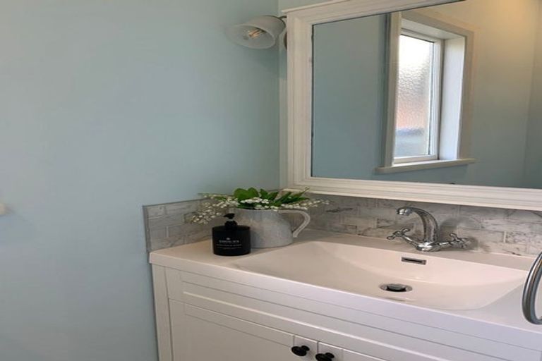 Photo of property in 40 Marne Street, Hokowhitu, Palmerston North, 4410