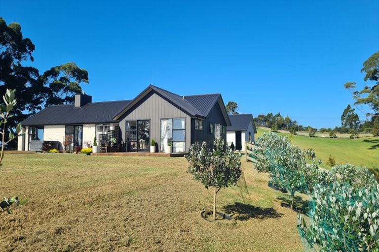 Photo of property in 199 Foley Quarry Road, Dairy Flat, Albany, 0792