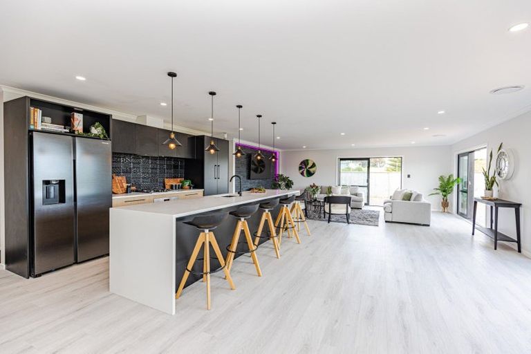 Photo of property in 5 Golf Vue Place, Castlecliff, Whanganui, 4501