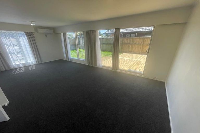 Photo of property in 4/1 Waikare Avenue, Waiwhetu, Lower Hutt, 5010