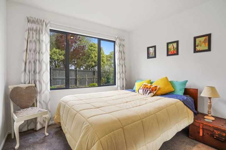 Photo of property in 2 Chaloner Lane, Westmorland, Christchurch, 8025