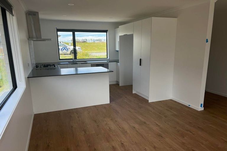 Photo of property in 14 Paul Way, Pokeno, 2402