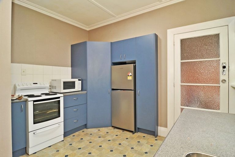 Photo of property in 98 Middleton Road, Kew, Dunedin, 9012