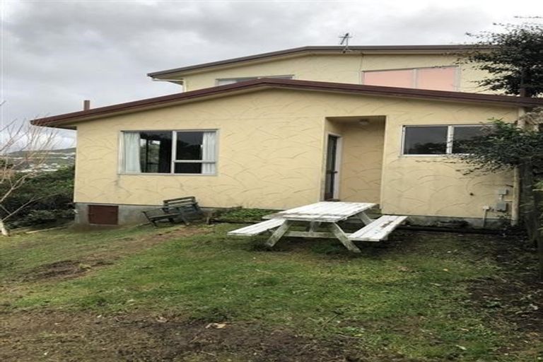 Photo of property in 15b Lenox Grove, Johnsonville, Wellington, 6037