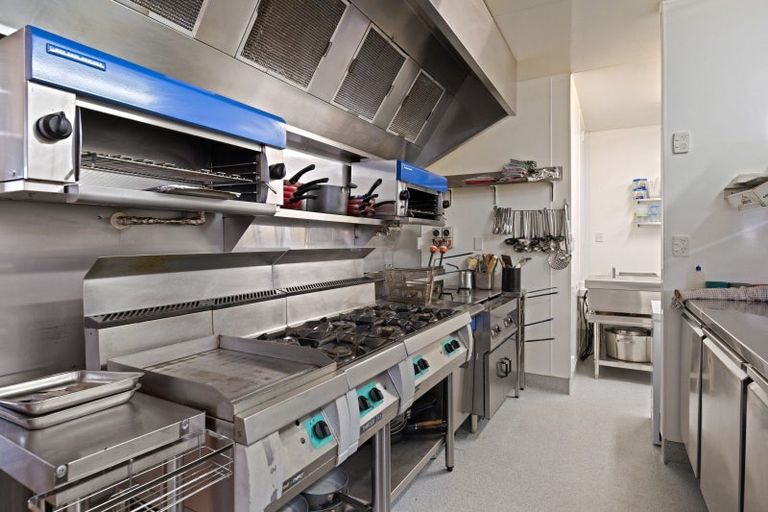 Photo of property in 73 Main Rd Havelock, Havelock, 7100