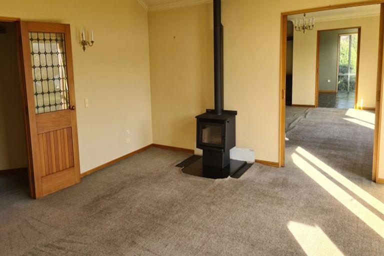 Photo of property in 6 Chatham Street, Waihola, Milton, 9073