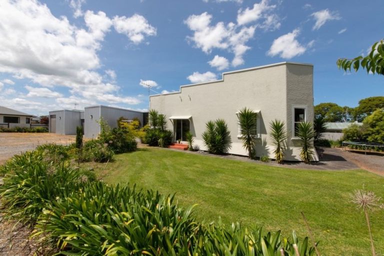 Photo of property in 36 Bond Street, Marton, 4710