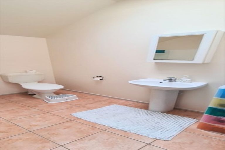 Photo of property in 28d Glenorchy Street, Glen Eden, Auckland, 0602