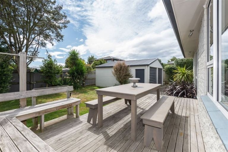 Photo of property in 47 Fovant Street, Russley, Christchurch, 8042