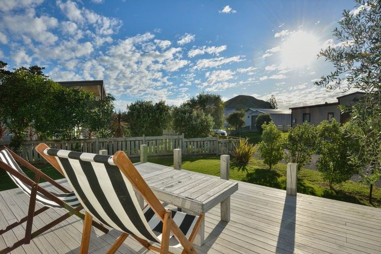 Photo of property in 15b Ratau Street, Mahia, 4198