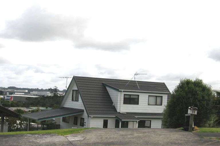Photo of property in 14 Mallard Place, Unsworth Heights, Auckland, 0632