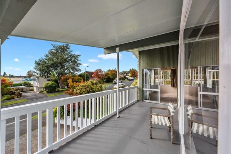 Photo of property in 53 Resthill Crescent, Glenview, Hamilton, 3206