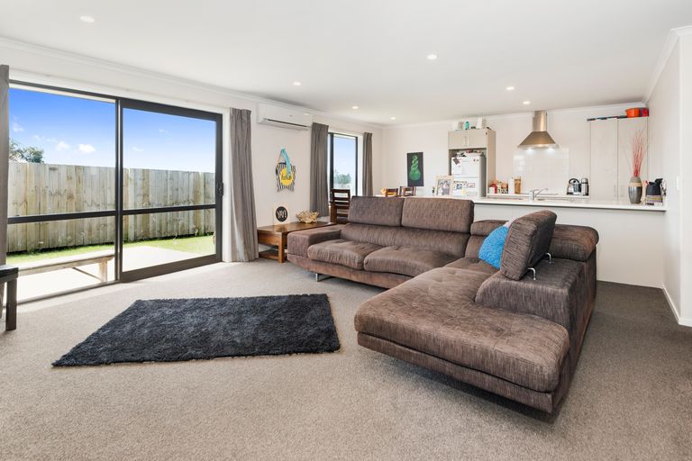 Photo of property in 15 Te Puea Avenue, Meremere, Mercer, 2474