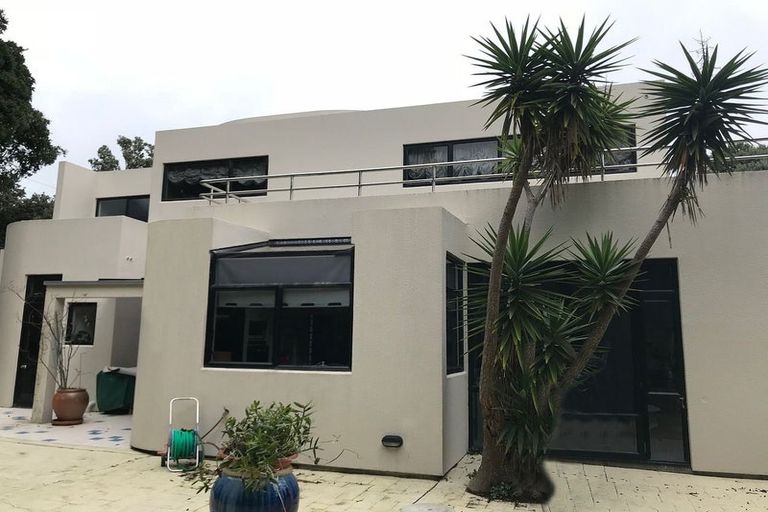 Photo of property in 65 Nevay Road, Miramar, Wellington, 6022