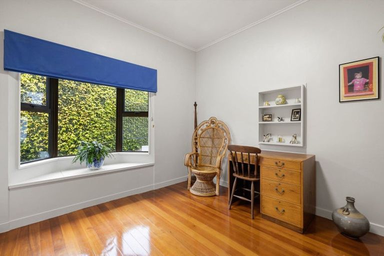 Photo of property in 150 Lake Crescent, Hamilton Lake, Hamilton, 3204