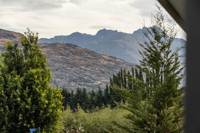 Photo of property in 1 Batsford Lane, Lower Shotover, Queenstown, 9371
