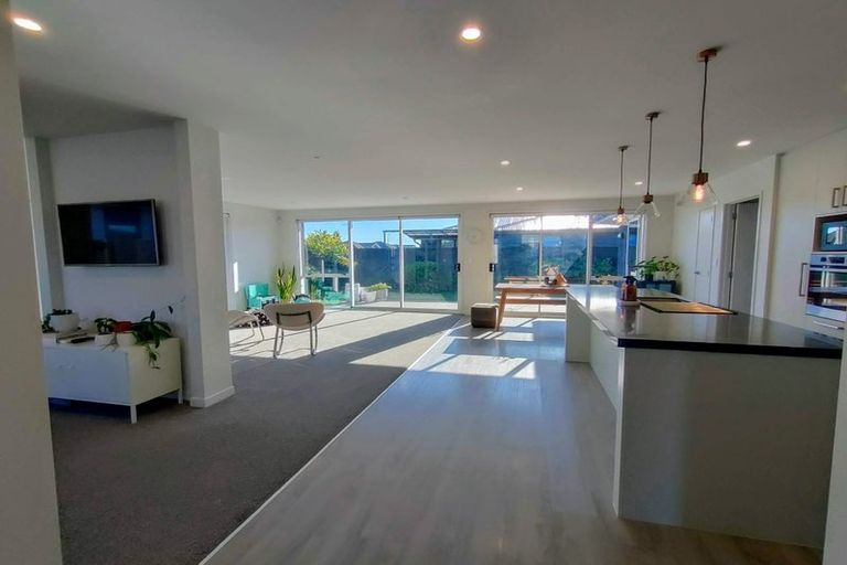 Photo of property in 51 Te Kio Crescent, Papamoa Beach, Papamoa, 3118