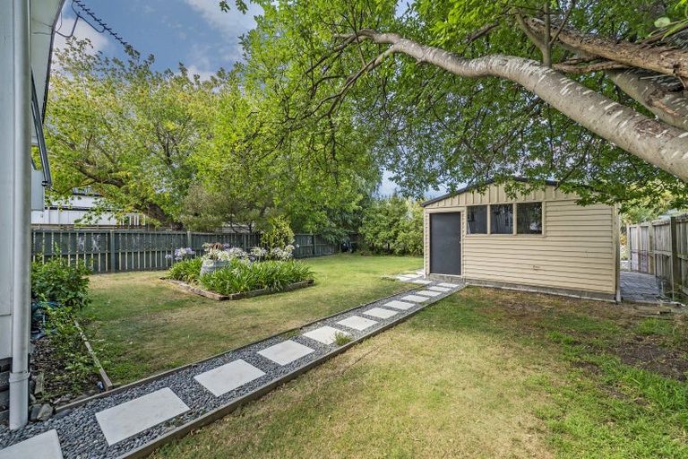 Photo of property in 16 Broadway Avenue, Waikuku Beach, 7473