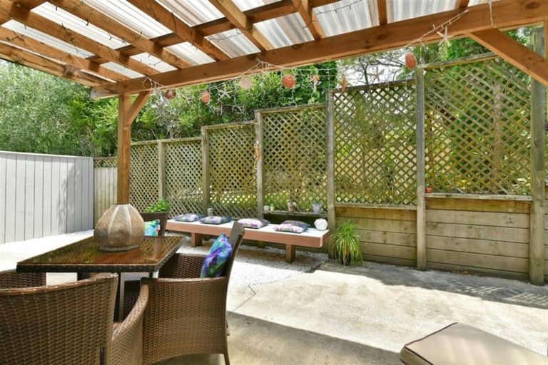 Photo of property in 622a Whangaparaoa Road, Stanmore Bay, Whangaparaoa, 0932