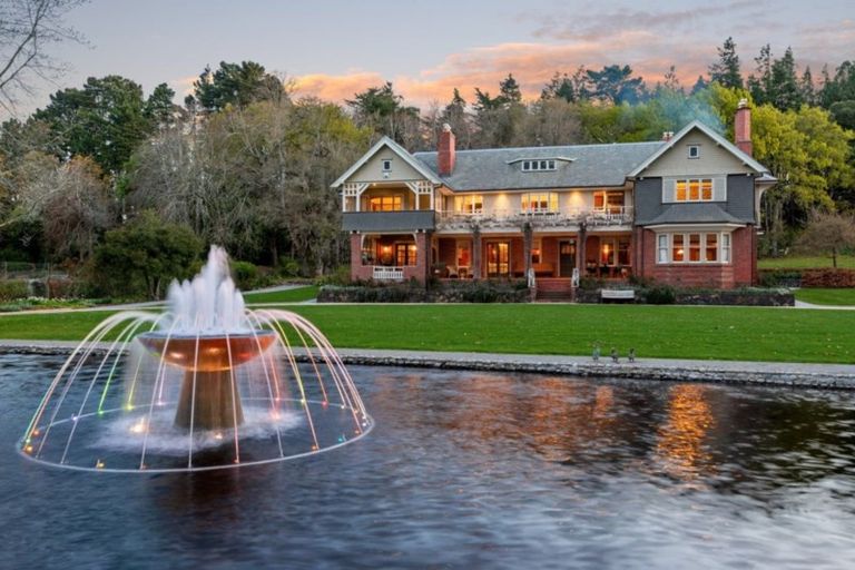 Photo of property in Racecourse Hill Homestead, 3979 West Coast Road, Darfield, 7571