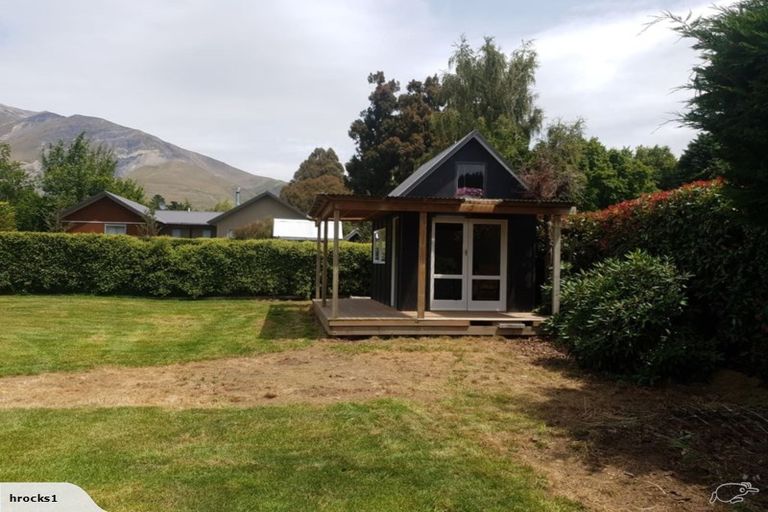 Photo of property in 12 Ryton Place, Lake Coleridge, 7572