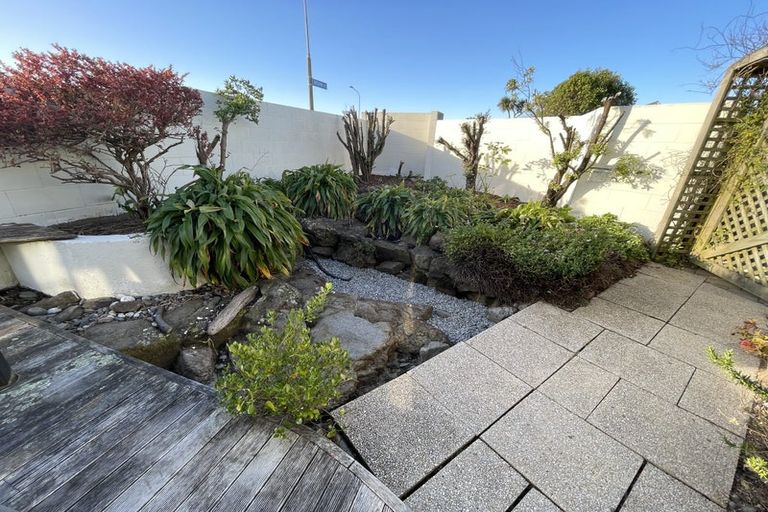 Photo of property in 236 Major Hornbrook Road, Mount Pleasant, Christchurch, 8081