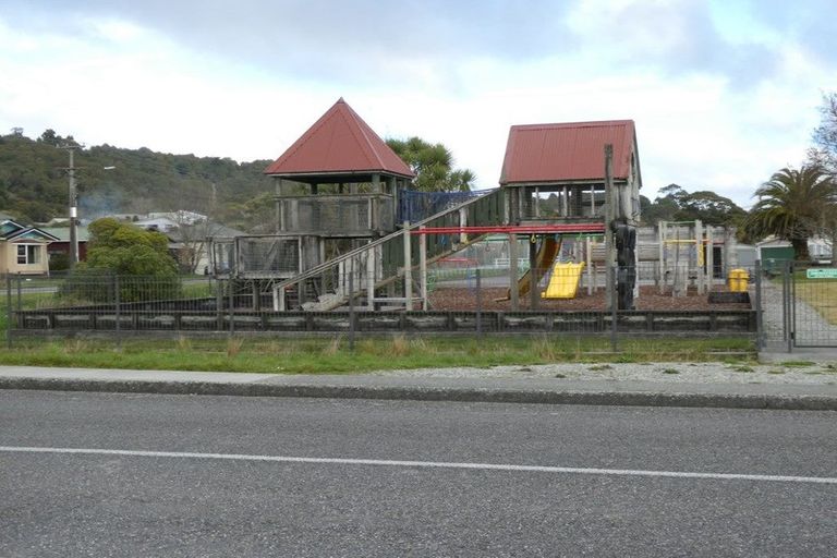 Photo of property in 26 Ward Street, Runanga, 7803