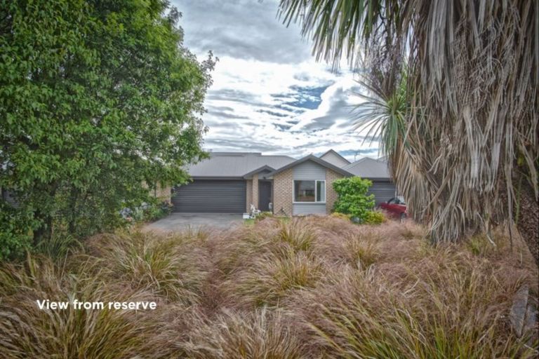 Photo of property in 3a Annies Lane, Aidanfield, Christchurch, 8025