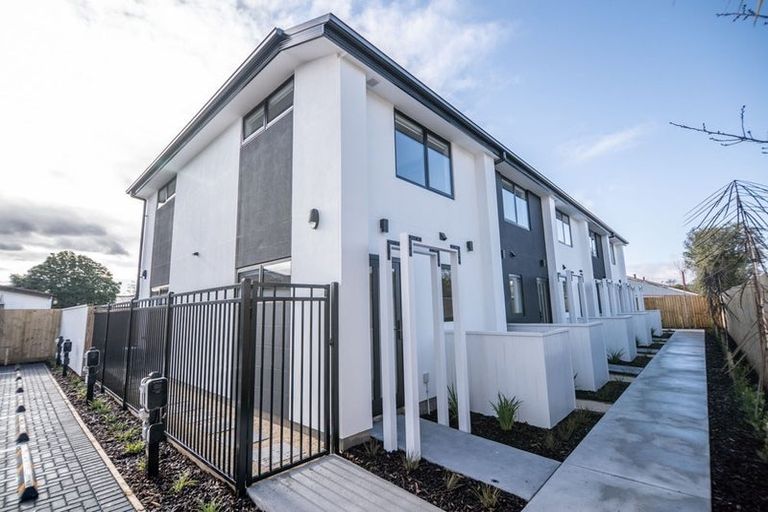 Photo of property in 3/550 Barbadoes Street, Edgeware, Christchurch, 8013