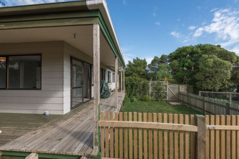 Photo of property in 16 Moreland Place, Mapua, 7005