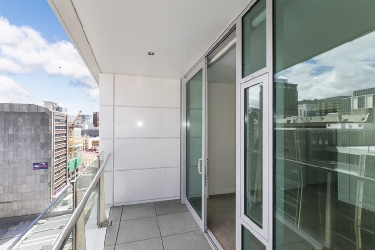 Photo of property in Chews Lane Apartments, 14e/9 Chews Lane, Wellington Central, Wellington, 6011