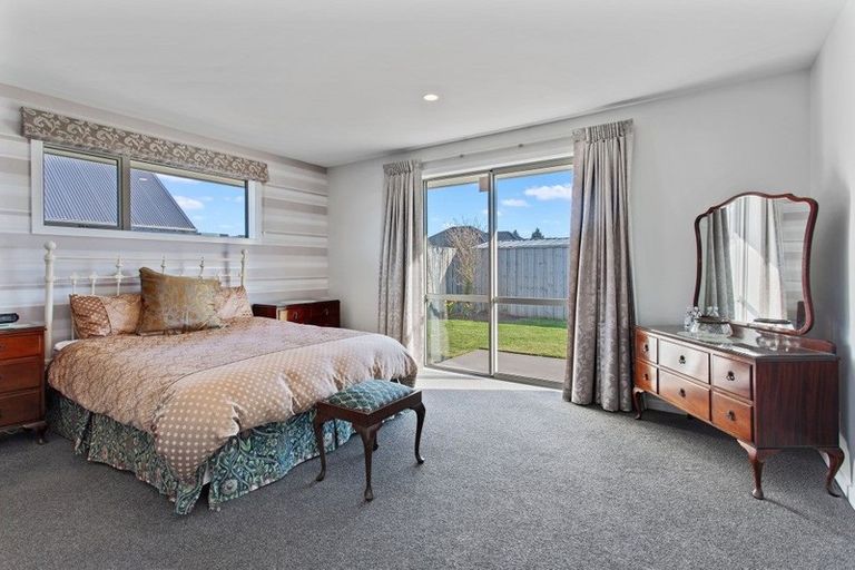 Photo of property in 20 Awa Place, Rangiora, 7400