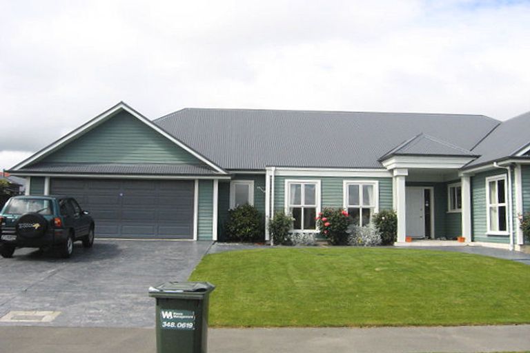 Photo of property in 12 Glencullen Drive, Casebrook, Christchurch, 8051