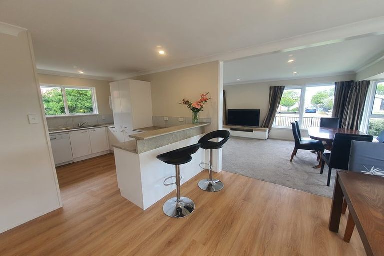 Photo of property in 150 Queenspark Drive, Parklands, Christchurch, 8083