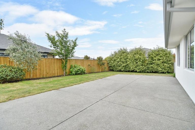 Photo of property in 16 Nga Tupuna Street, Pegasus, 7612