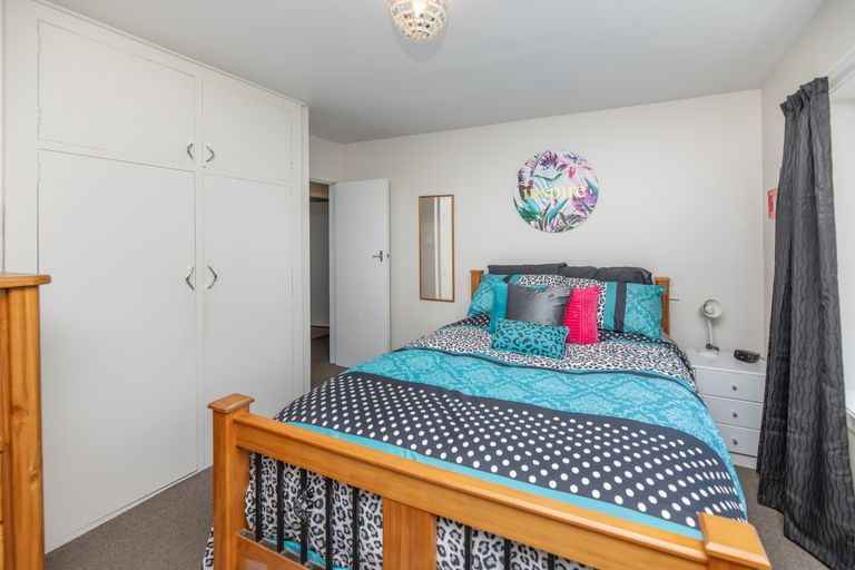 Photo of property in 2/81 Briggs Road, Shirley, Christchurch, 8052