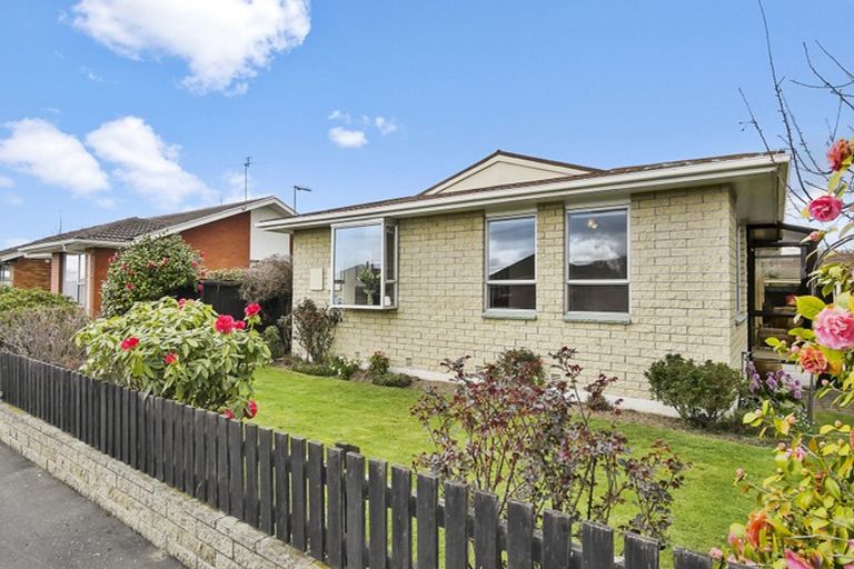 Photo of property in 1/60 Veitches Road, Casebrook, Christchurch, 8051